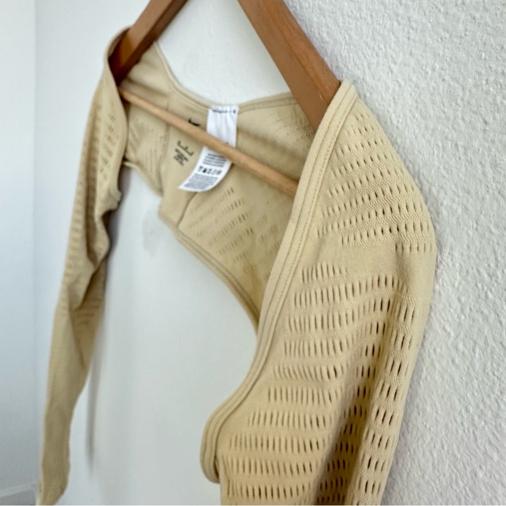 Nike x MMW Seamless Bolero Sleeve Top - Picture 5 of 8